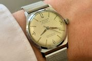 1960s Indur 17 jewel Men's Watch