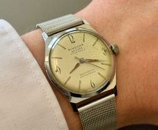 1960s Indur 17 jewel Men's Watch