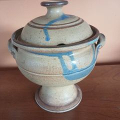 Badger Hill Soup tureen