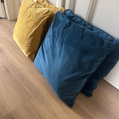 large cushions 4