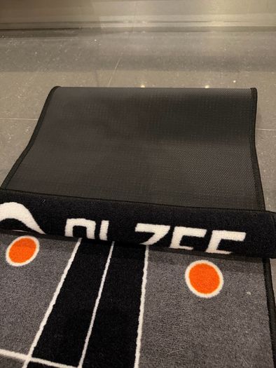 Olzee Putting Mat