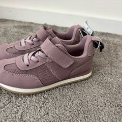 H&M kids runners size 10.5 UK 28eur