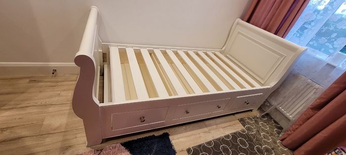 Single France bed