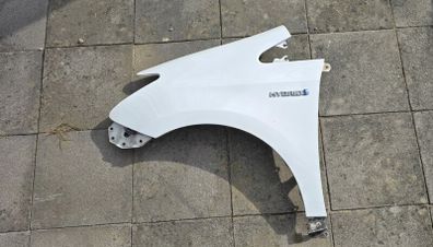 Prius Alpha Wing