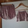 girls cute top and shorts Image 2
