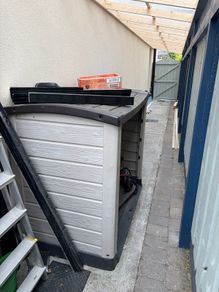 Free used  garden storage 1200L