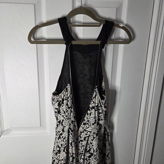 Dress size S