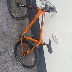 2 carrera vengeance bikes