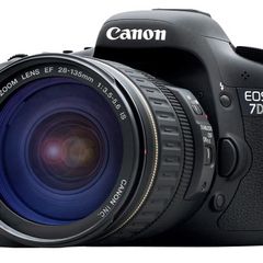 Canon Eos 7d (ds126251) Dslr Camera