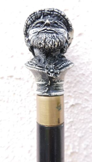 Vintage Highlander Moulded Top Collectors Stick