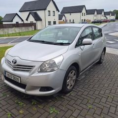 2009 Toyota Corolla  Verso