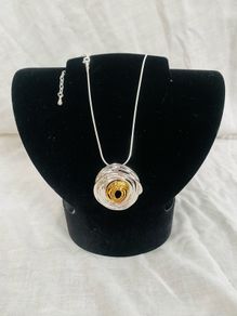 Folding Velour Necklace Displays