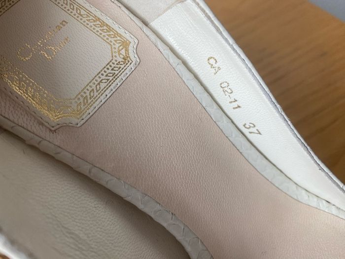 Christian DIOR Beige Python Embossed Nubuck Miss Dior Pumps Size 37 (4,5 UK)