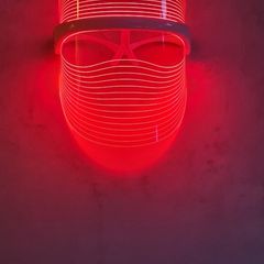 Solas LED Face Mask