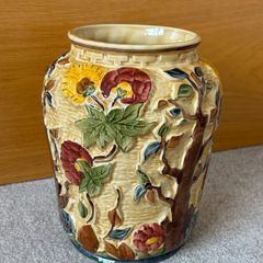 Vintage HJ Wood Staffordshire Indian Tree Handpainted Raised Floral Vase