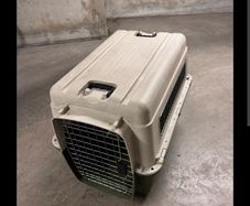 pet carrier