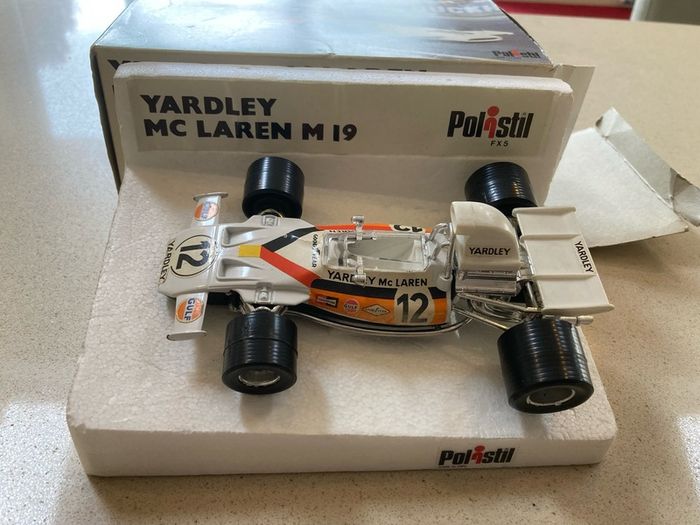 Yardley McLaren M19 Formula One Scale 1/25