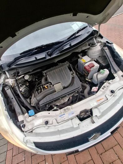 Suzuki Swift 2012