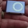 apple shuffle & iPod. Image 2