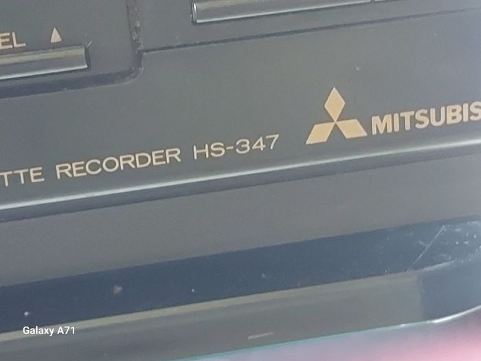 Mitsubishi Video Cassette Recorder Model HS-347E, no remote, in excellent cosmetic condition