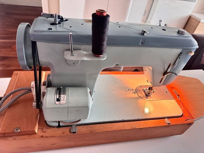 sewing machine