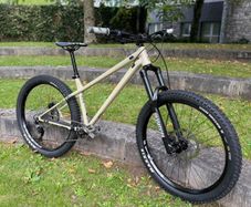 Commencal Meta