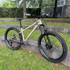 Commencal Meta