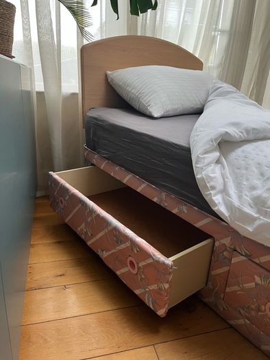 Single bed