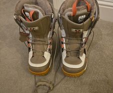Ssaloman Ivy Snowboard boots Size 4uk