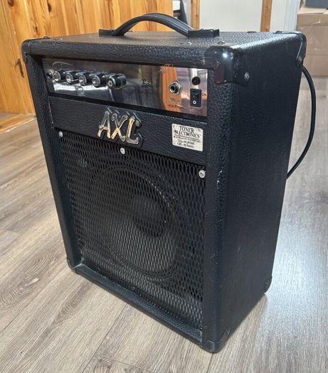 Axl B35 - 35w Bass Amp