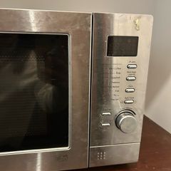 Belling Microwave