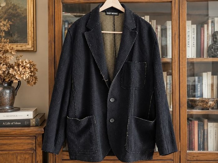 ISSEY MIYAKE Designer Wool Blend Blazer
