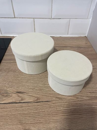 Gift boxes/Hat boxes