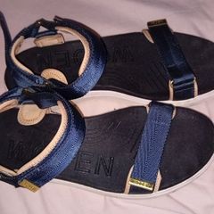 woden sandals