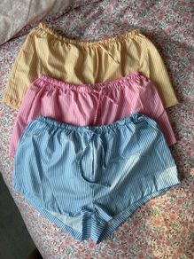 Woman's pyjamas shorts set of 3