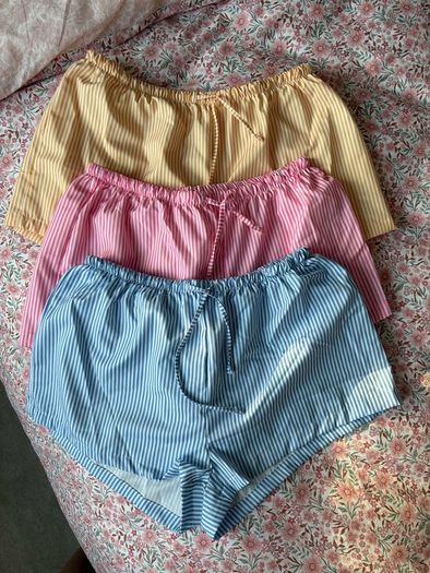 Woman's pyjamas shorts set of 3