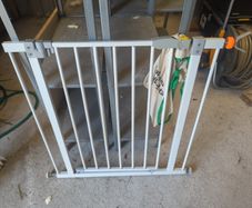 2 baby stair gates