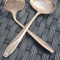 Vintage stamped Silver plated Childs Spoon & Pusher