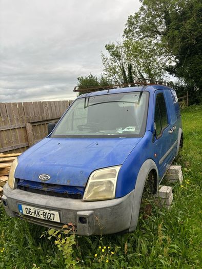 ford transit connect breaking