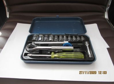 Ratchet Socket & Screwbit Set