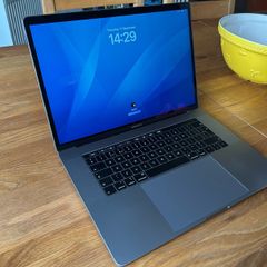 MacBook Pro 15 (2019)