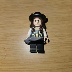 Lego Pirates of the Caribbean Angelica Minifigure