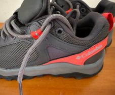 Columbia Waterproof kids shoes ,size 3 uk(36 eu)