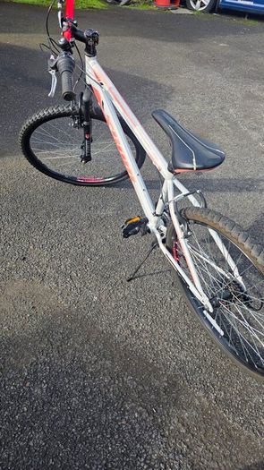 Mountain Bike 26  90 Quick Sale