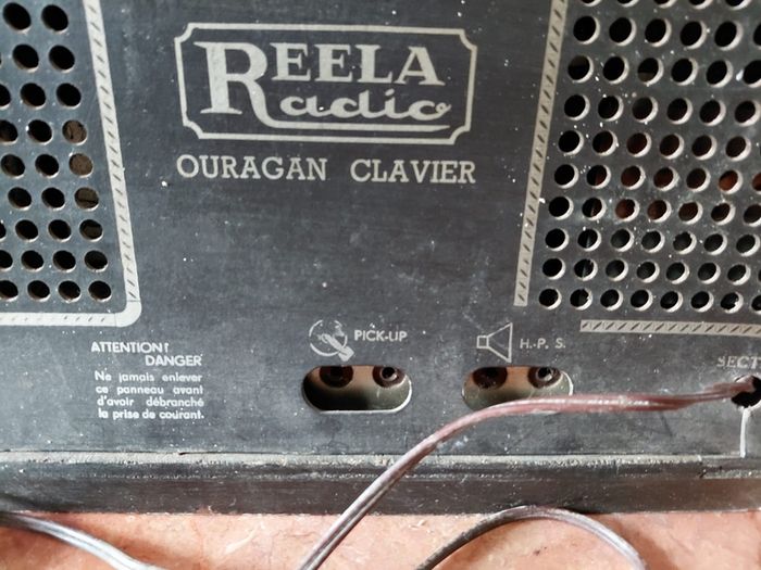 Vintage Radio Reela 1957 works