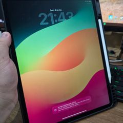 iPad Pro 12.9 3rd Gen 64GB | Apple Pencil 2 | Complete | Excellent Condition