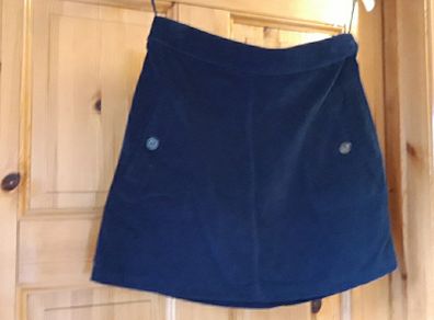 Cooperative skirt (uk 8)