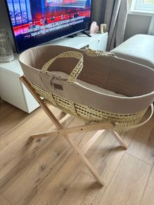 Mosses basket green sheep