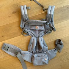 Ergobaby Carrier & Cover
