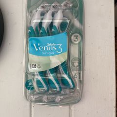 Gillette Venus 3 razor